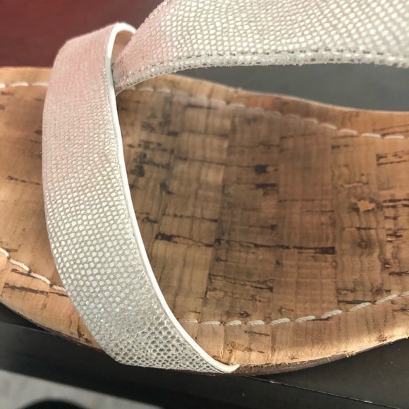 Donald Pliner Sandals Size 8.5 - Picture 9 of 10